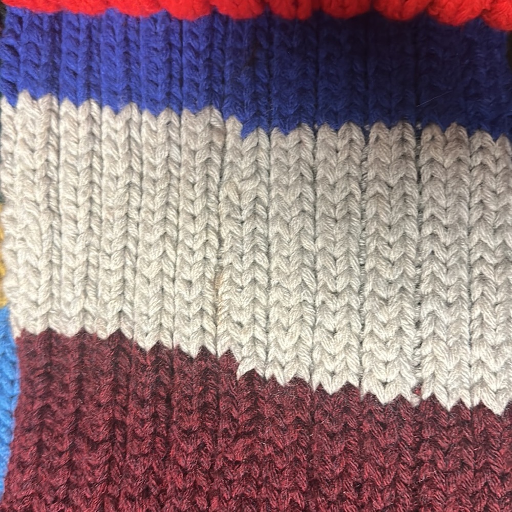 Burberry scarf - Picture 7 of 9